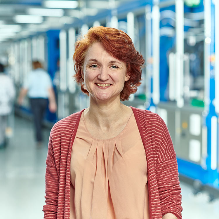 Porträtfoto von Julia T.,  Qualitätssicherung