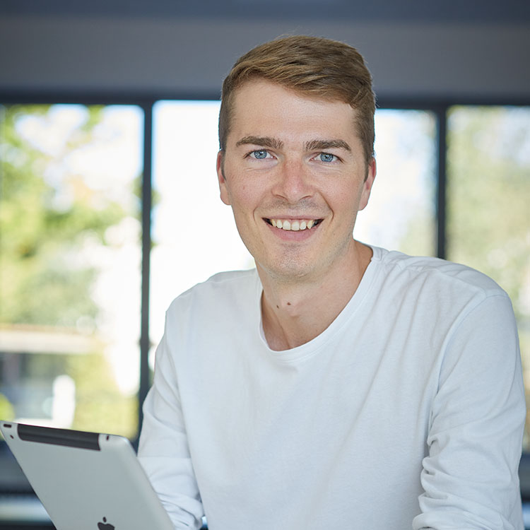 Porträtfoto von Stefan Scharrer, MS&T Product Steward